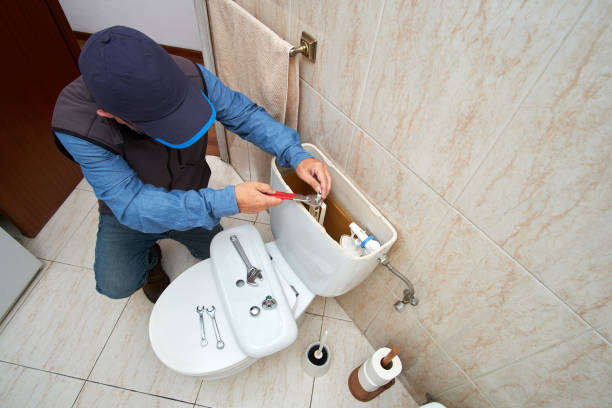Best Clogged Drain Plumber  in Fannett, TX